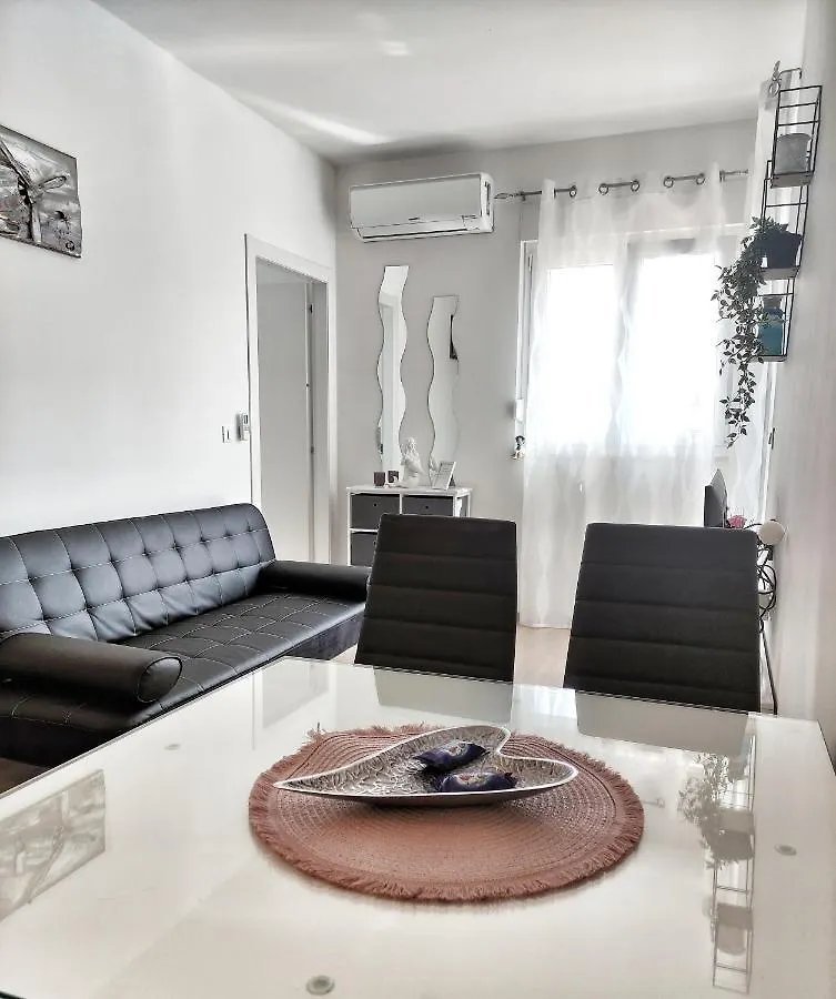 Apartman Roza Zadar