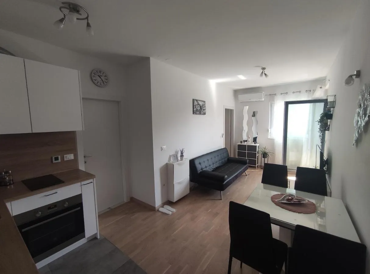 Apartman Roza Zadar 0*,  Croatia