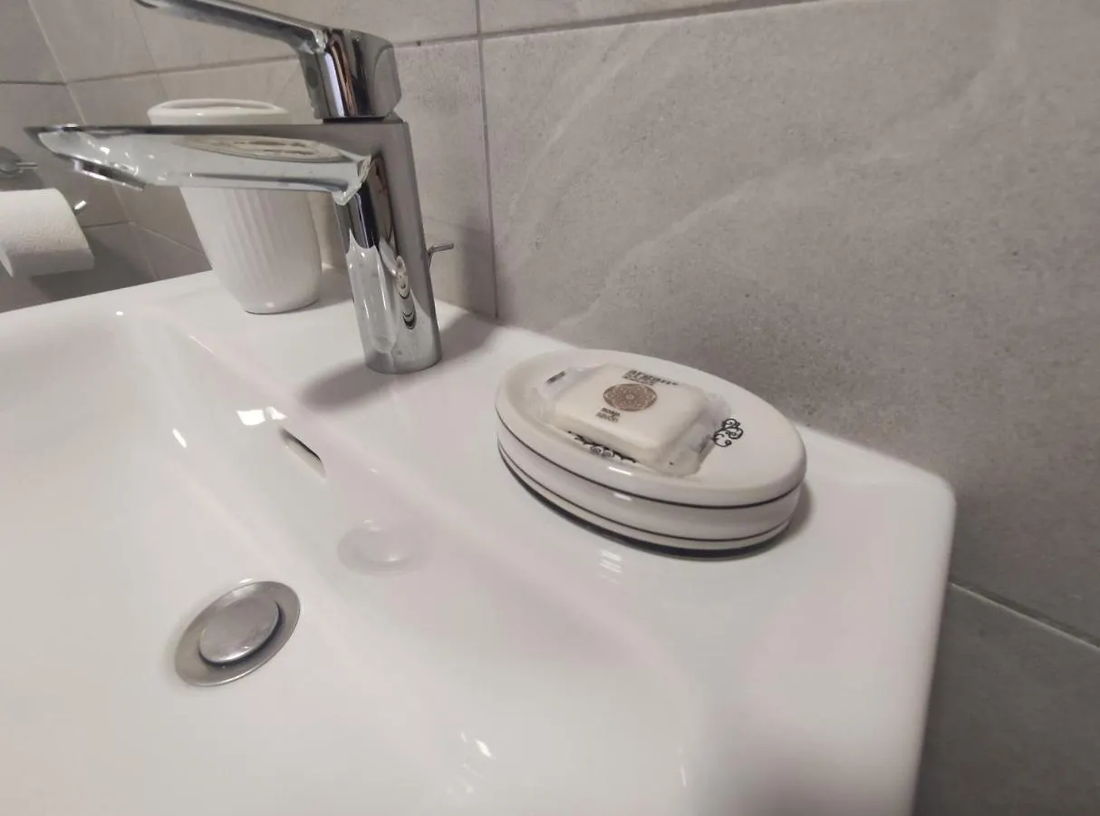 Apartman Roza Zara Appartamento