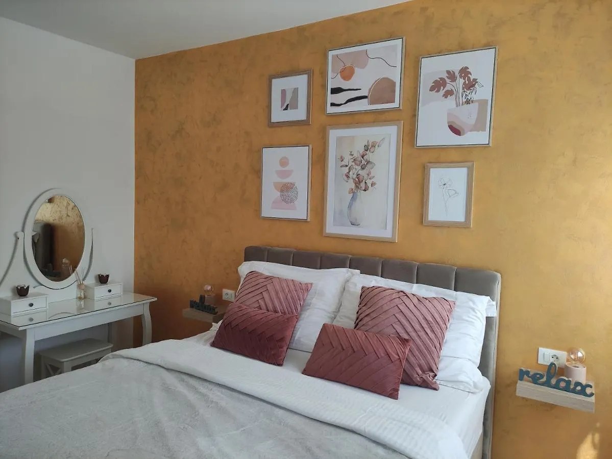 Apartman Roza Zadar 0*,  Croatia