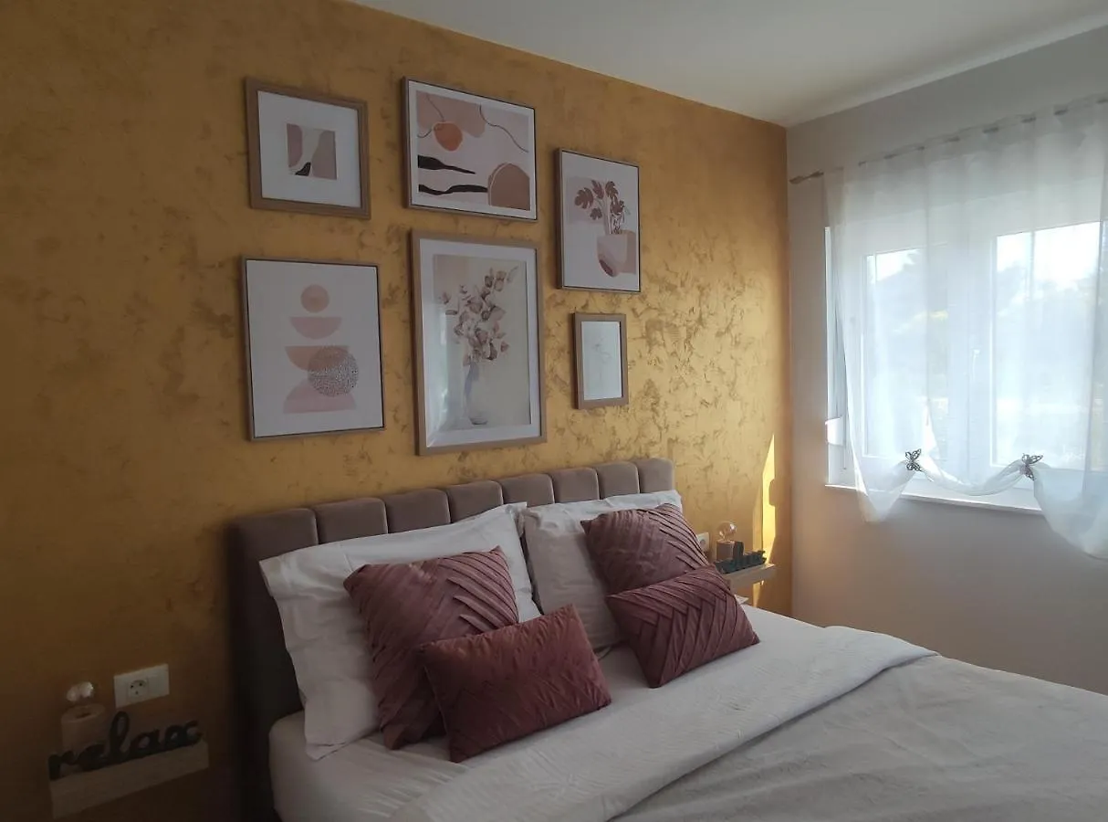 Apartment Apartman Roza Zadar